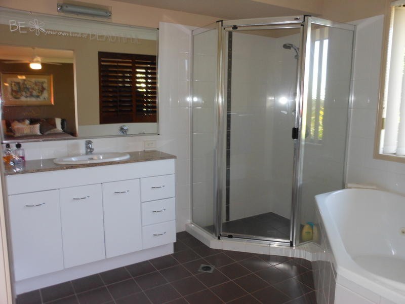 19 Cordyline Drive, Reedy Creek QLD 4227