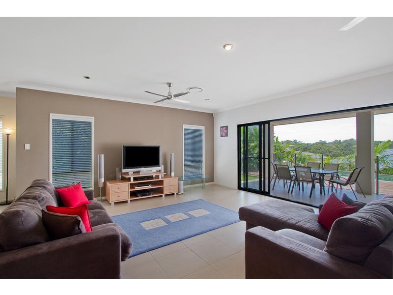 32 Cordyline Drive, Reedy Creek QLD 4227