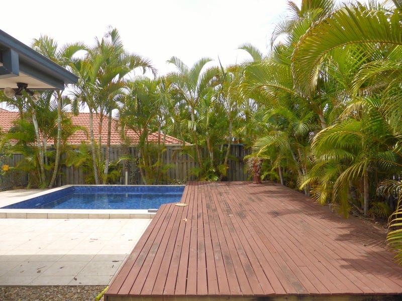 21 Cordata Crt, Robina QLD 4226