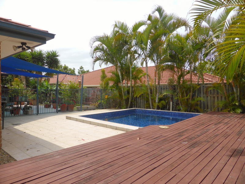 21 Cordata Crt, Robina QLD 4226