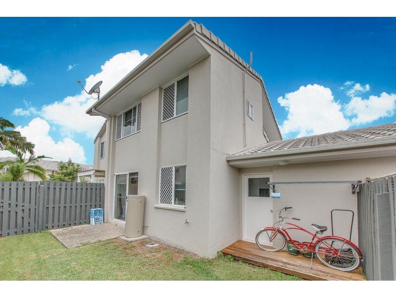 93/ 300 Cottesloe Drive, Mermaid Waters QLD 4218