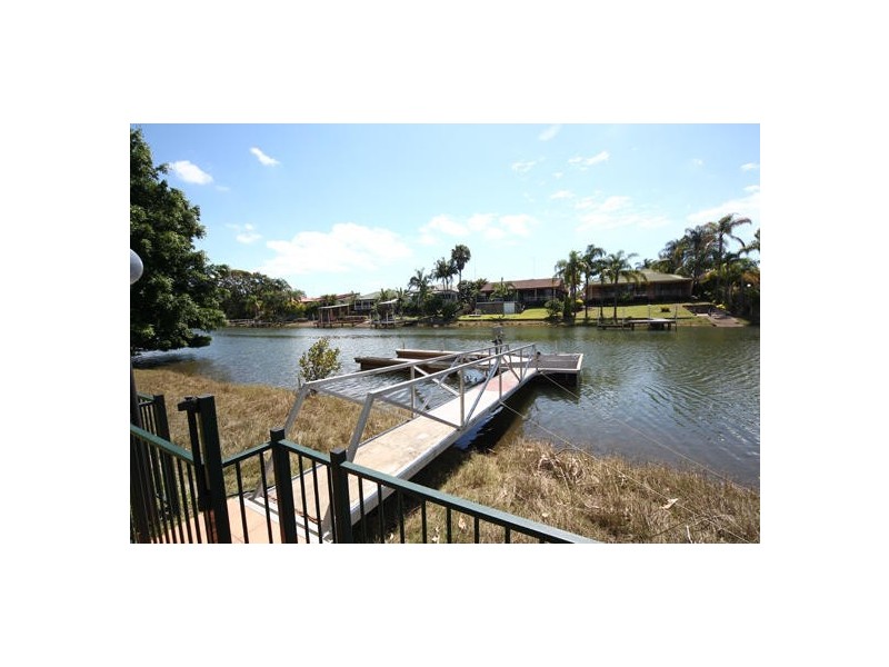 11 Craig Avenue, Carrara QLD 4211