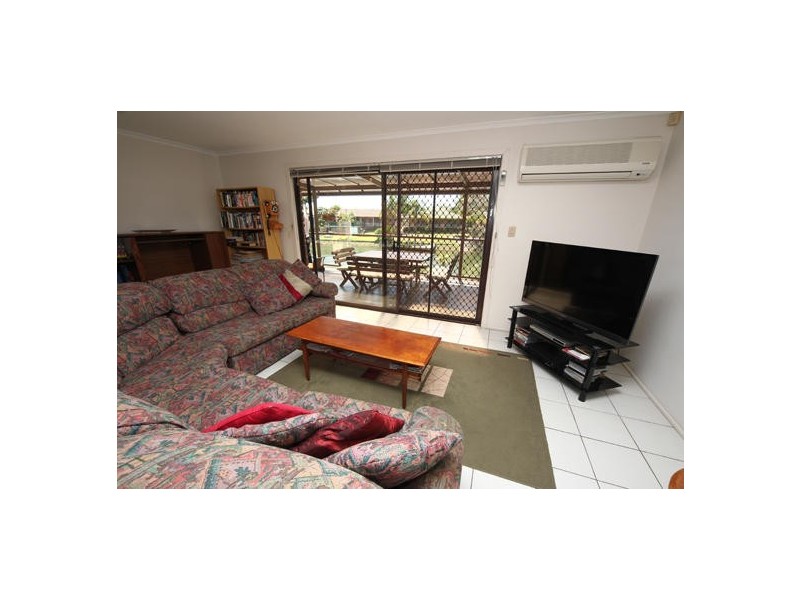 11 Craig Avenue, Carrara QLD 4211