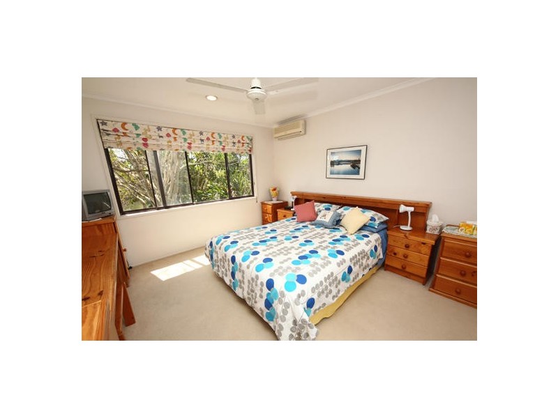 11 Craig Avenue, Carrara QLD 4211