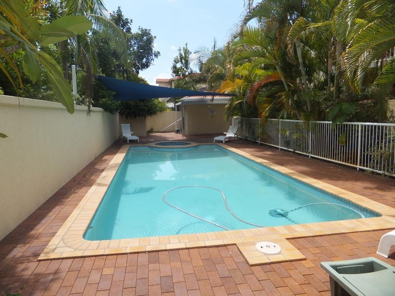 7/ 8 Dalpura Street, Surfers Paradise QLD 4217