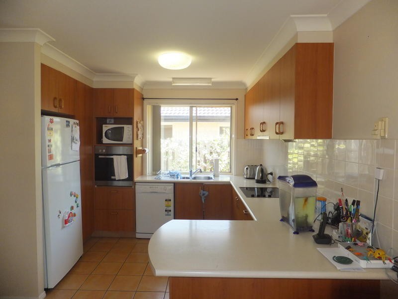 14 Daryl Drive, Varsity Lakes QLD 4227