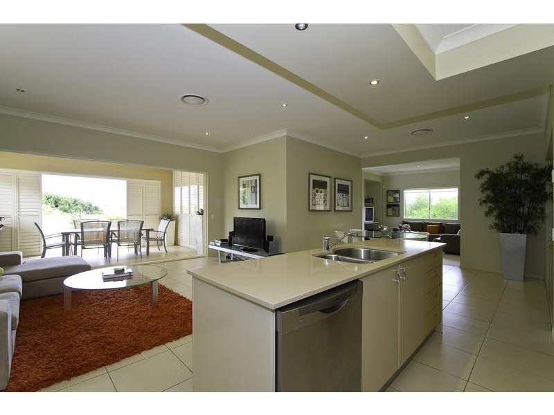 5/ 2363 Gold Coast Highway, Mermaid Beach QLD 4218