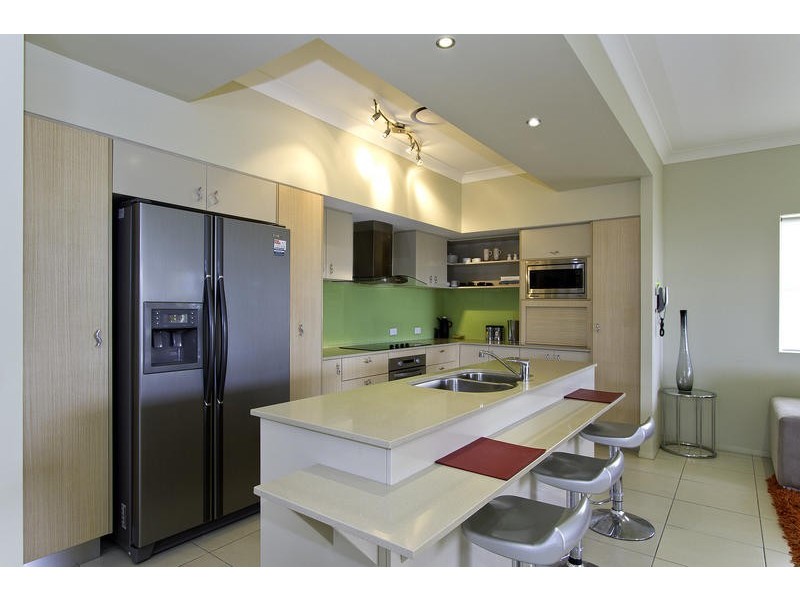 5/ 2363 Gold Coast Highway, Mermaid Beach QLD 4218