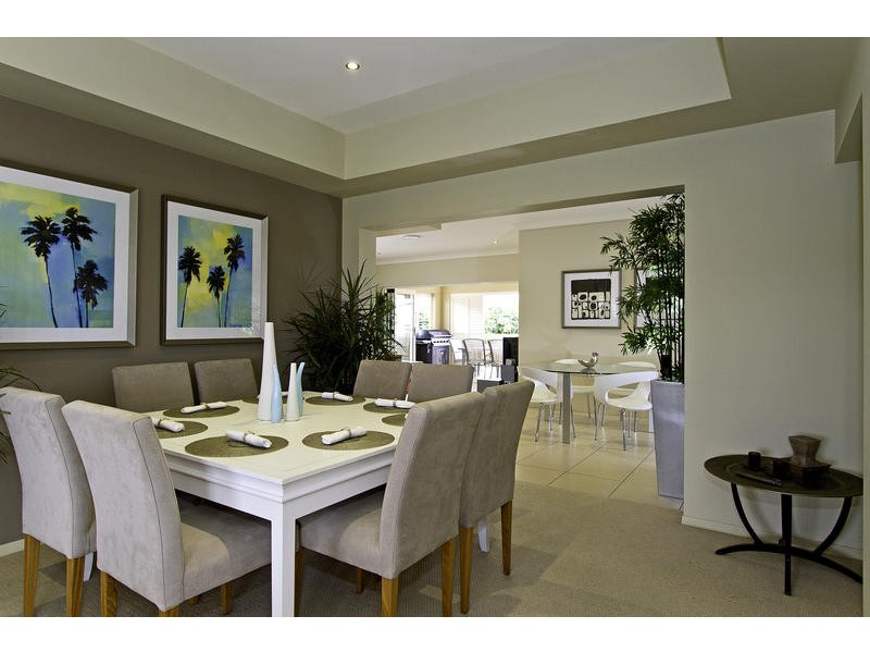 5/ 2363 Gold Coast Highway, Mermaid Beach QLD 4218