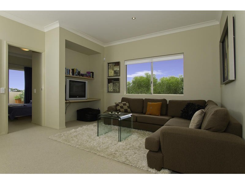 5/ 2363 Gold Coast Highway, Mermaid Beach QLD 4218