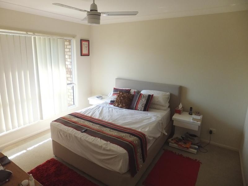 56 Dellwood Circuit, Molendinar QLD 4214