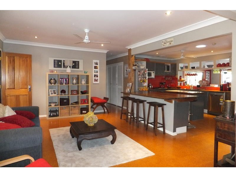 3 Denawen Street, Palm Beach QLD 4221