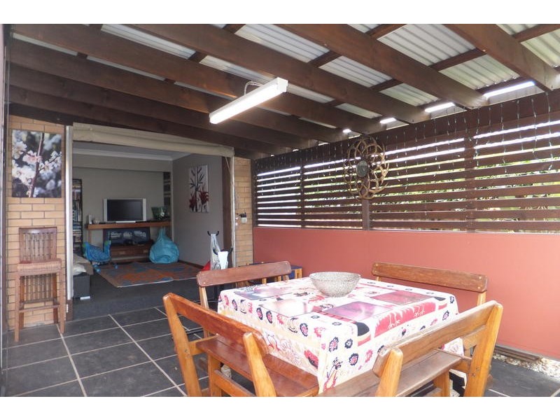 3 Denawen Street, Palm Beach QLD 4221