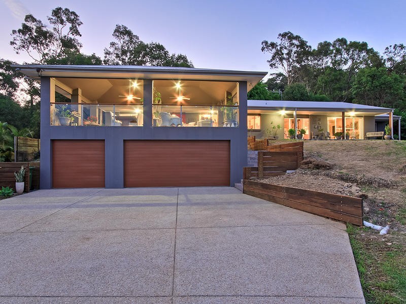 13 Duke Court, Tallai QLD 4213