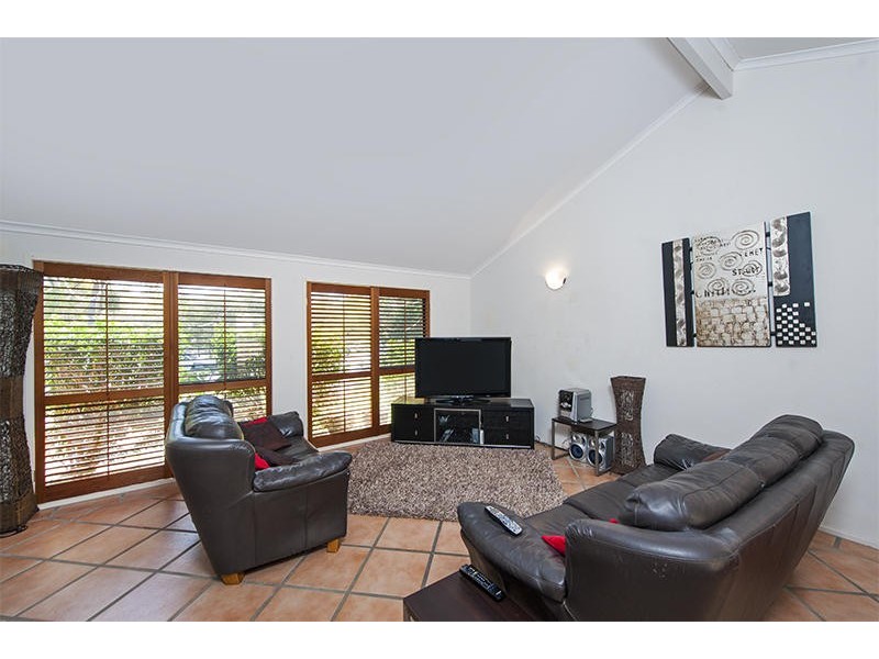 5 Dulwich Place, Robina QLD 4226