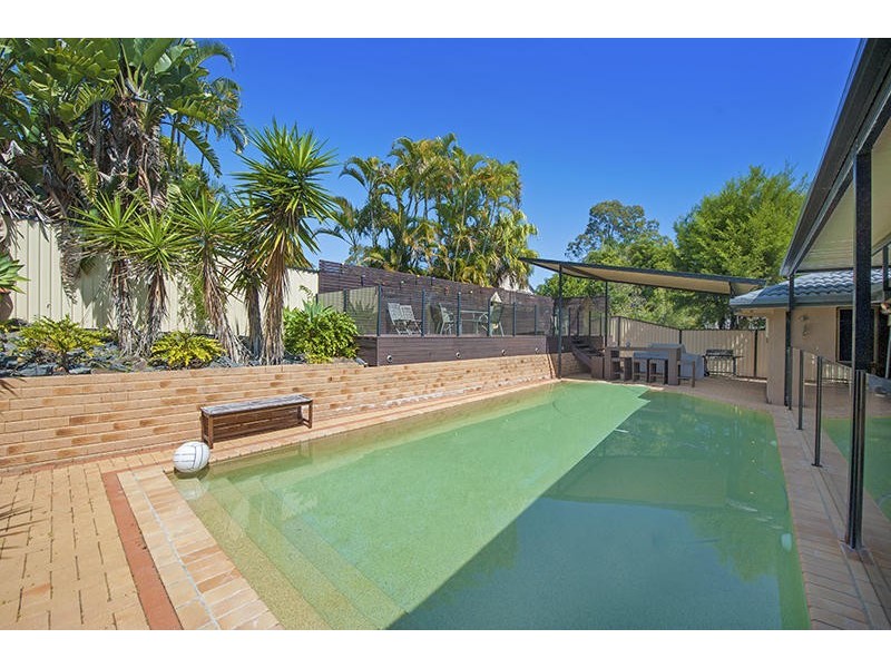 5 Dulwich Place, Robina QLD 4226