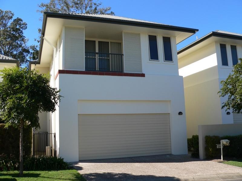 108 Easthill Drive, Robina QLD 4226