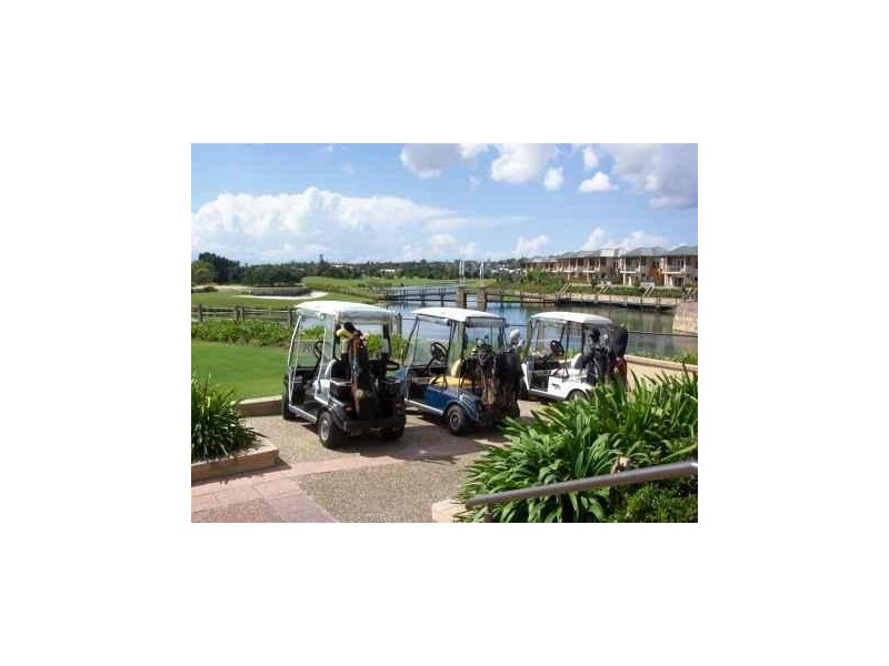 112 Easthill Drive, Robina QLD 4226