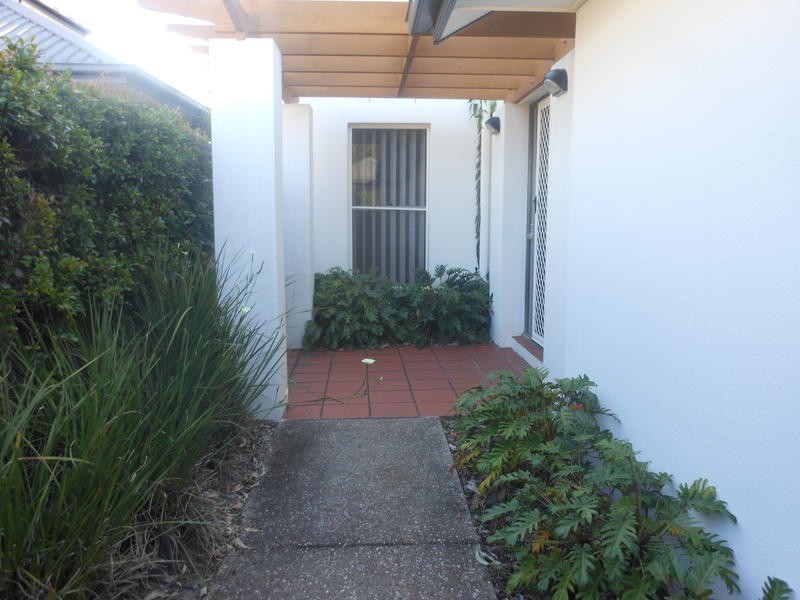 229 Easthill Drive, Robina QLD 4226