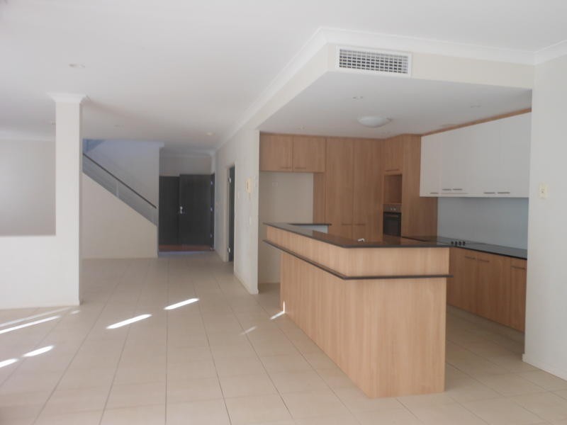 229 Easthill Drive, Robina QLD 4226