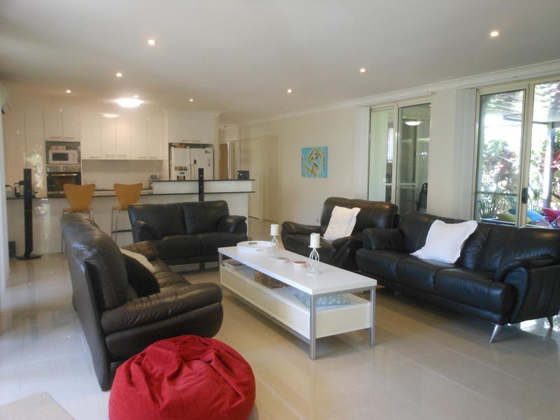 293 Easthill Drive, Robina QLD 4226
