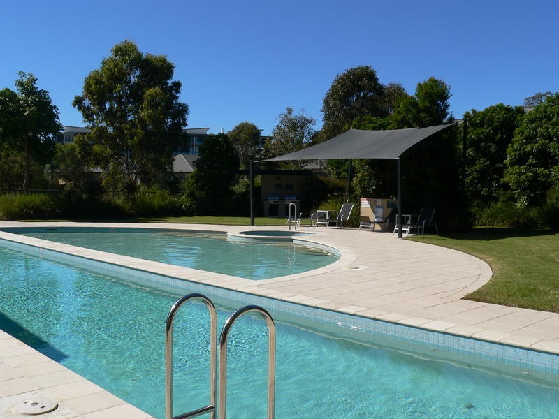 293 Easthill Drive, Robina QLD 4226