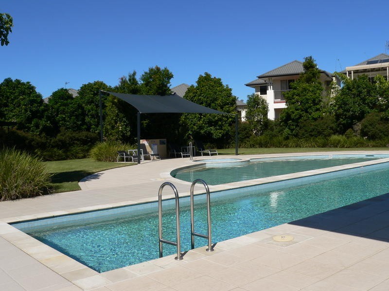 293 Easthill Drive, Robina QLD 4226