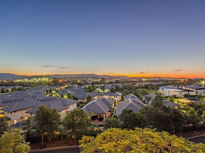 10 305 Easthill Drive, Robina QLD 4226