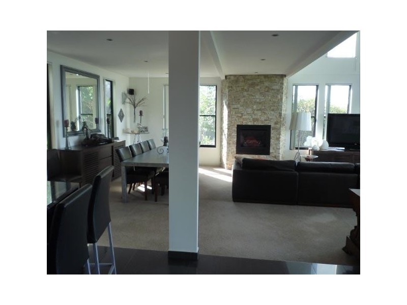 16 Eden Court, Tamborine Mountain QLD 4272
