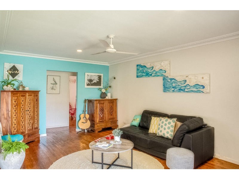 44 Eleventh Avenue, Palm Beach QLD 4221