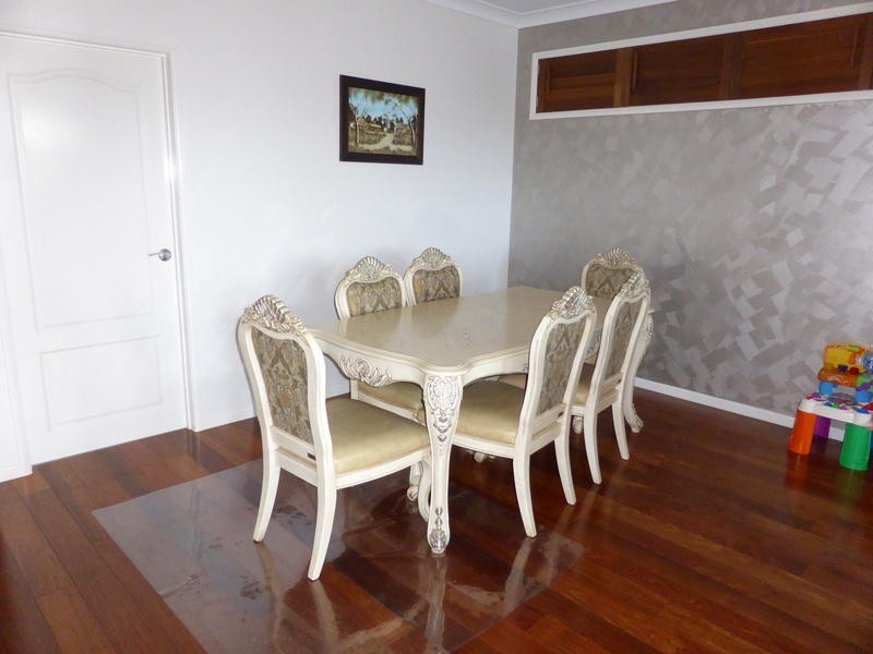 5 Elizabeth Crescent, Varsity Lakes QLD 4227