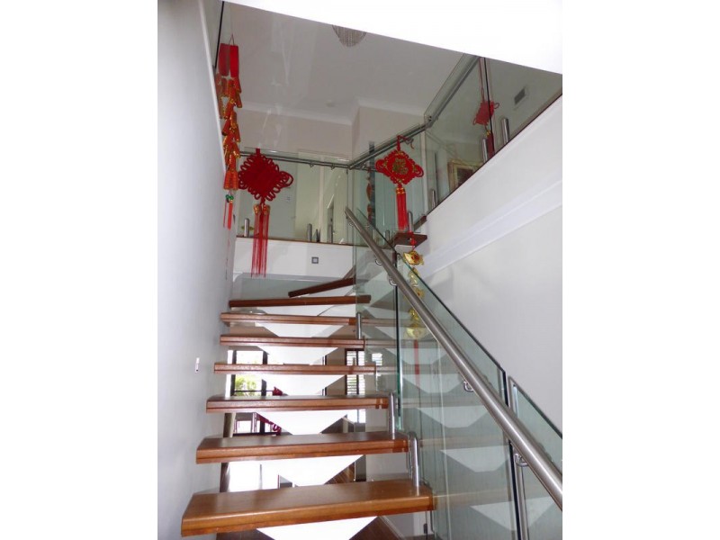 5 Elizabeth Crescent, Varsity Lakes QLD 4227