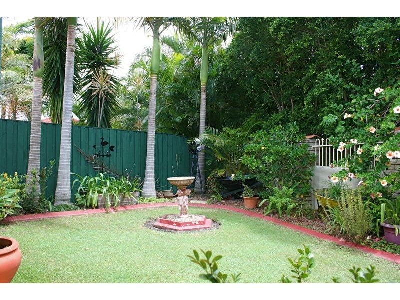 2/ 5 Emory Place, Varsity Lakes QLD 4227