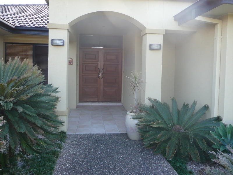 14 Eugenia Circuit, Robina QLD 4226