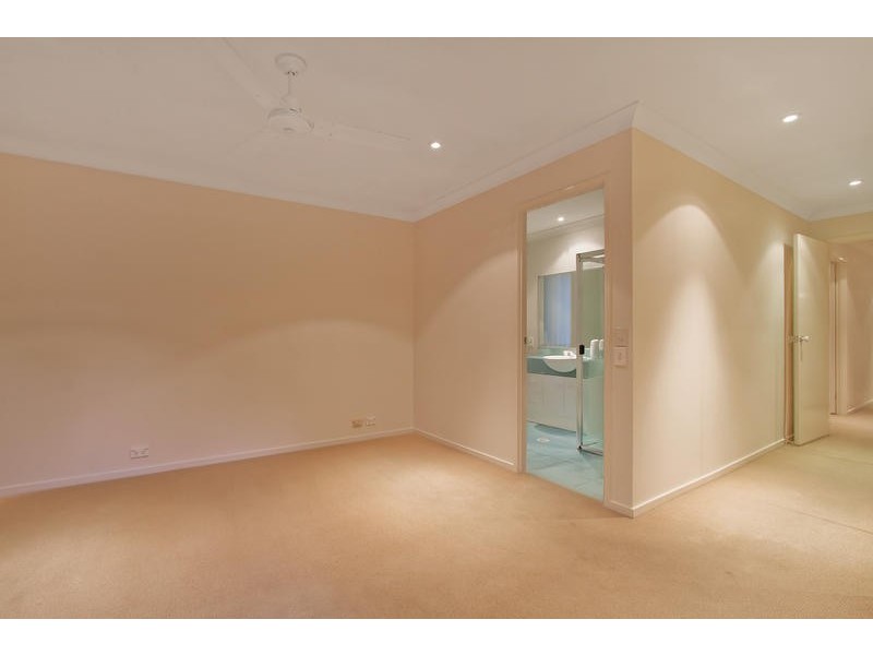 9 Exbridge Court, Mudgeeraba QLD 4213