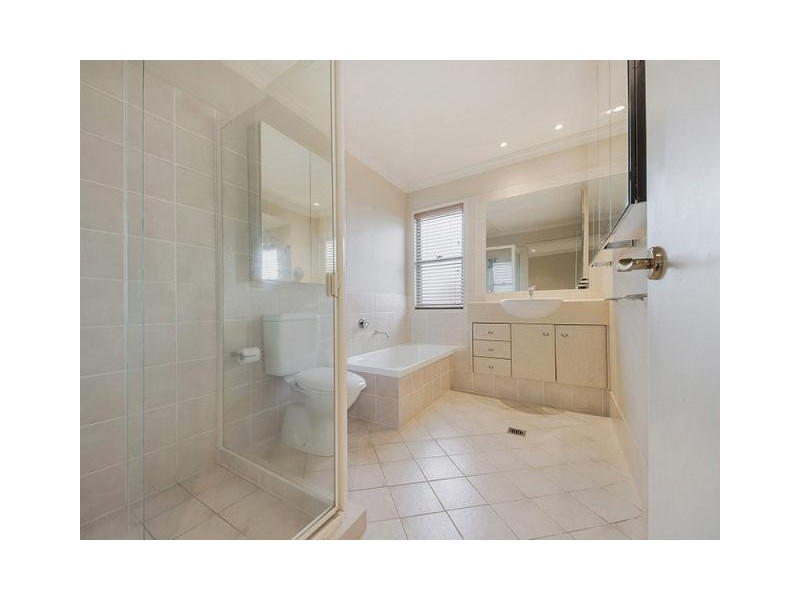 22/ 20 Fairway Drive, Clear Island Waters QLD 4226