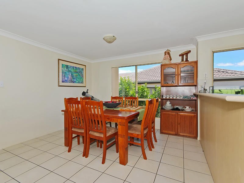 32 Fan Road, Robina QLD 4226