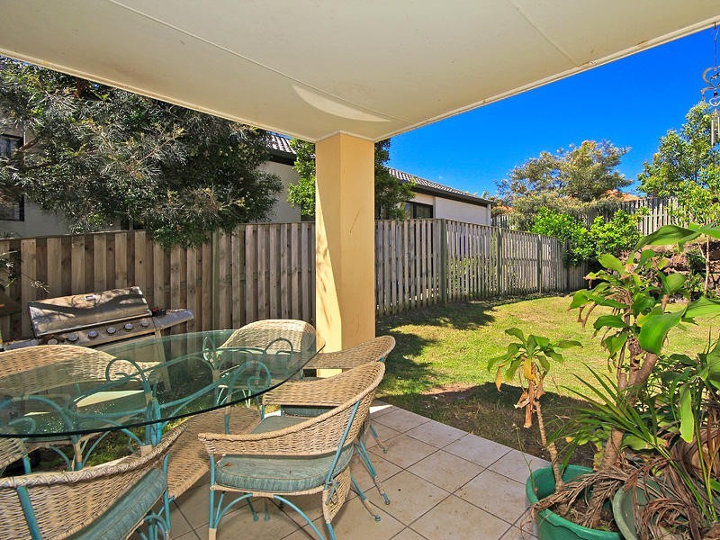 32 Fan Road, Robina QLD 4226