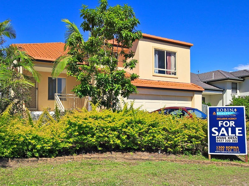 32 Fan Road, Robina QLD 4226