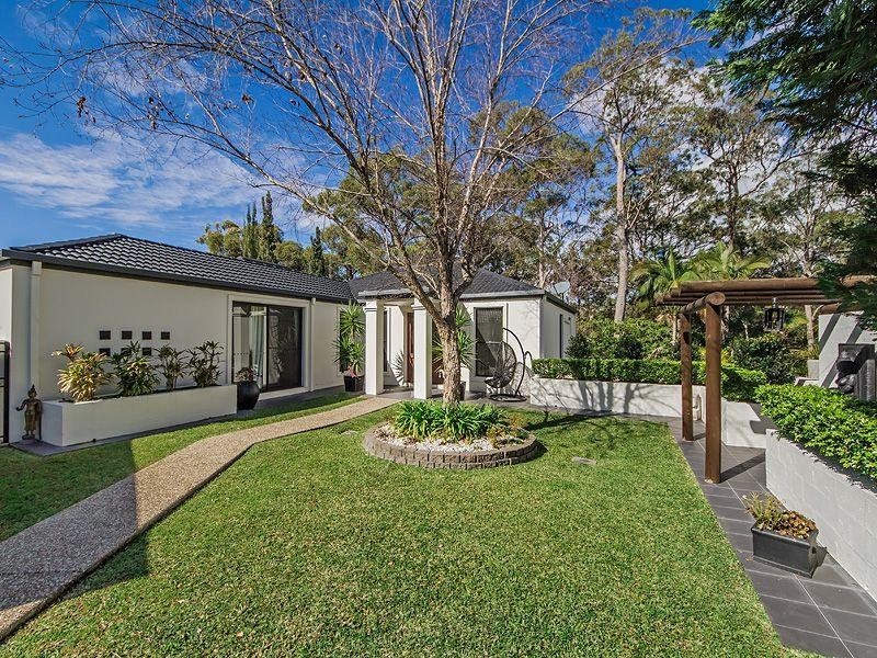 14 Federal Place, Robina QLD 4226