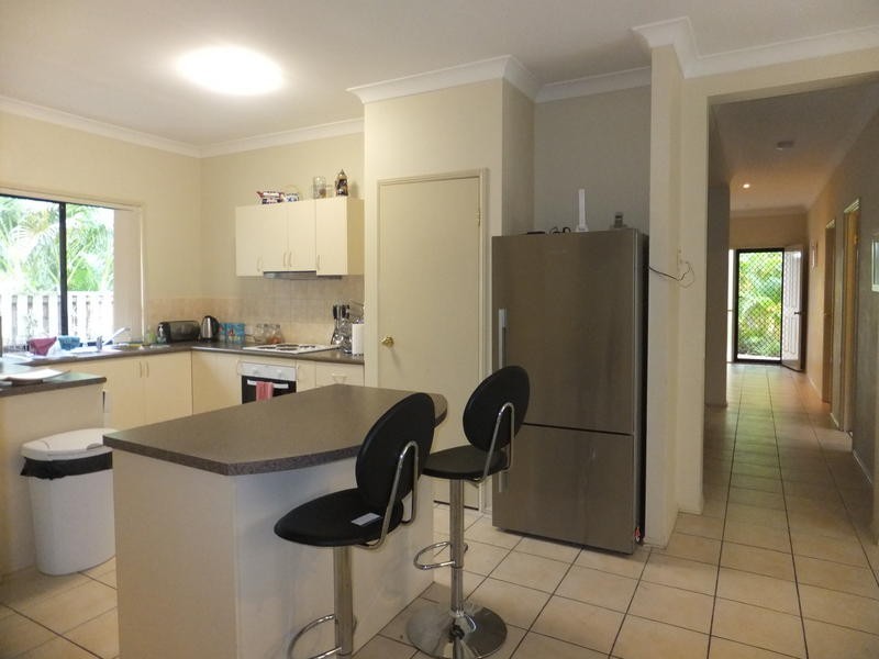 10 Ferndahl Drive, Varsity Lakes QLD 4227