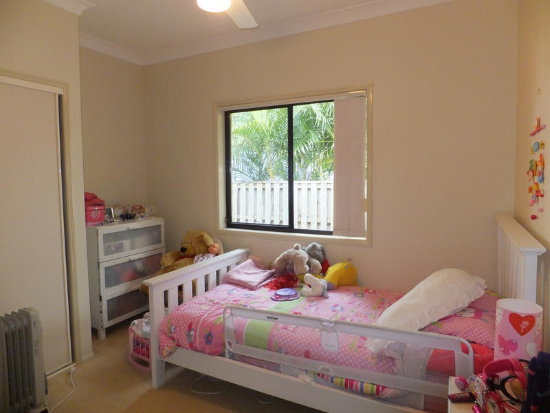 10 Ferndahl Drive, Varsity Lakes QLD 4227