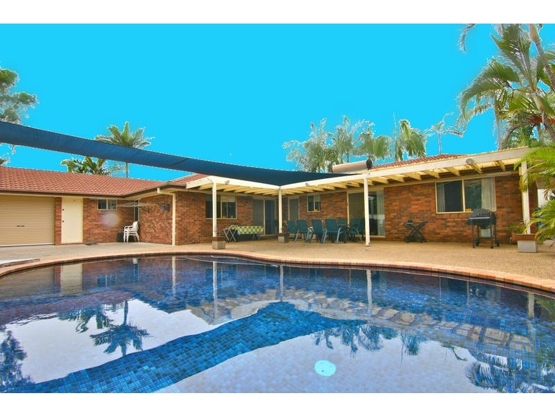 16 Firestone Court, Robina QLD 4226