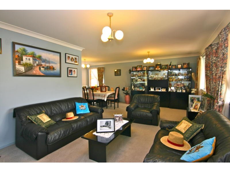 16 Firestone Court, Robina QLD 4226