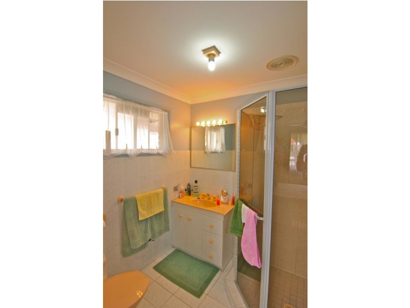 16 Firestone Court, Robina QLD 4226