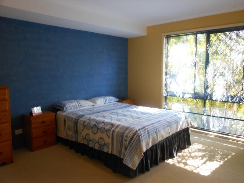 7 Firestone Court, Robina QLD 4226