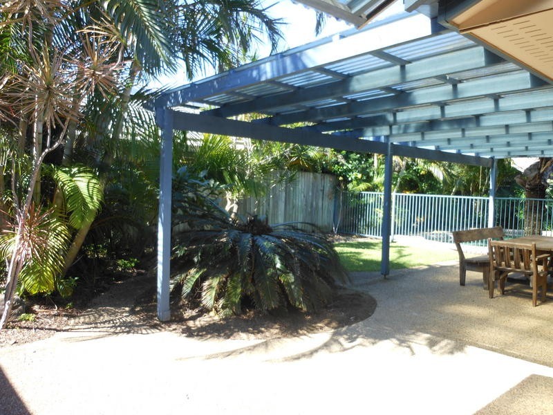 7 Firestone Court, Robina QLD 4226