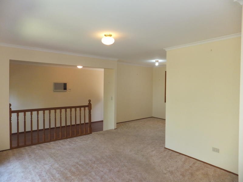 1 Gabriels Court, Robina QLD 4226