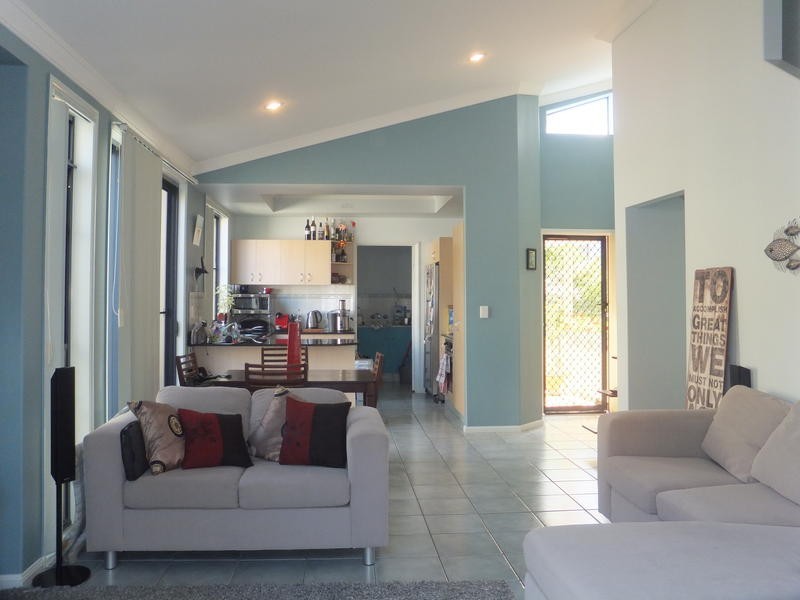 2/ 4 Gammon Drive, Varsity Lakes QLD 4227