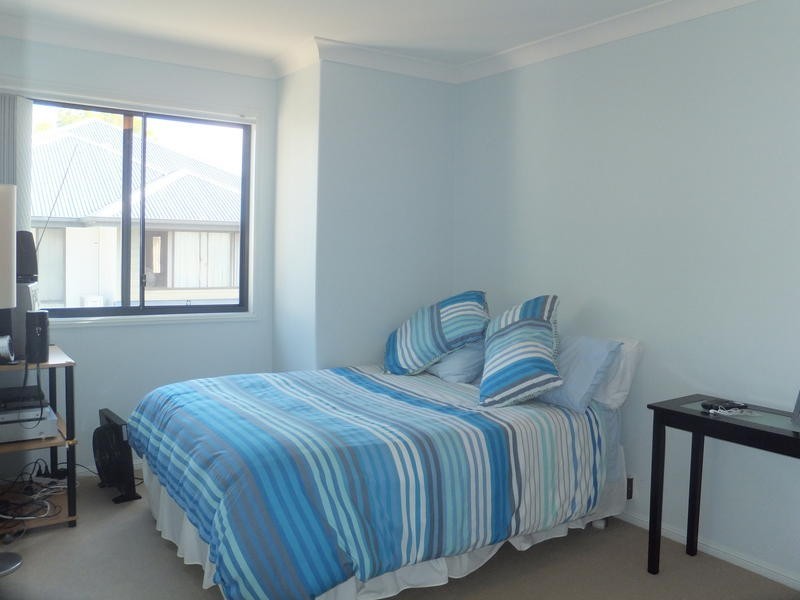 2/ 4 Gammon Drive, Varsity Lakes QLD 4227